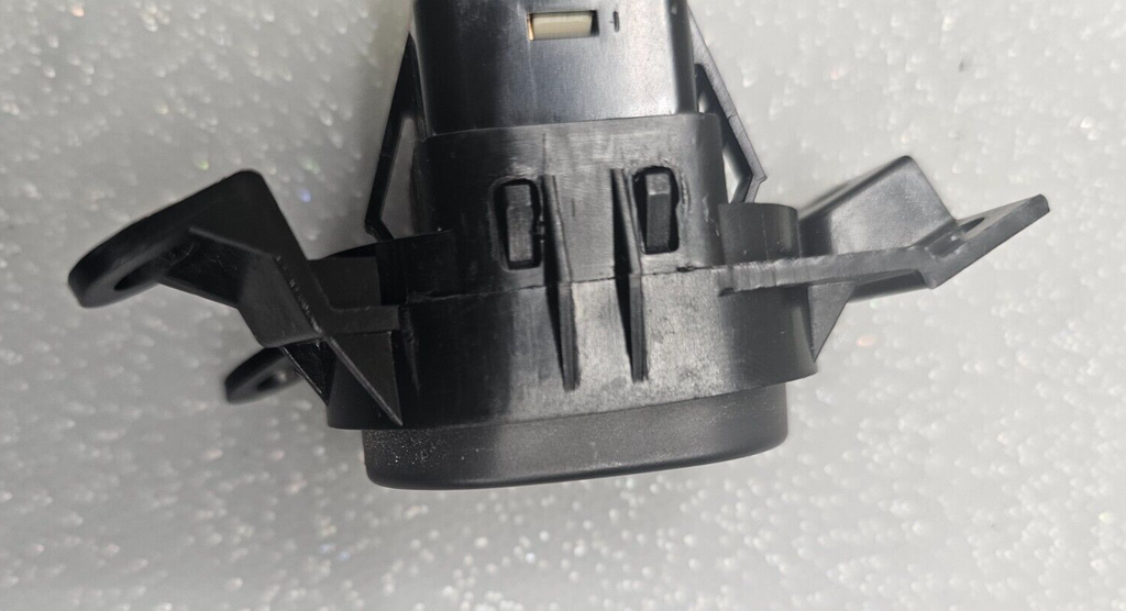 06-11 CHEVROLET HHR CONTROL HAZARD SWITCH SIGNAL LIGHT 4WAY PUSH BUTTON WARNING