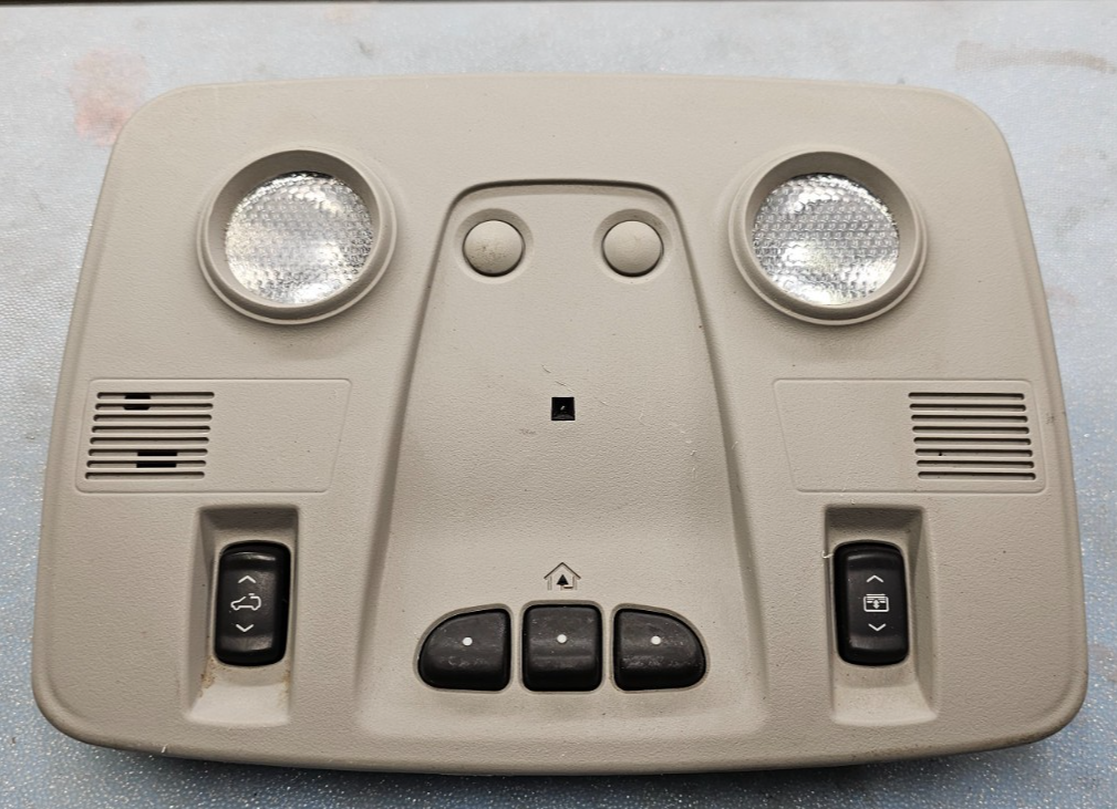 🔥07-15 Chevy Traverse Acadia Outlook Overhead Console Dome Map Light Lamp TAN