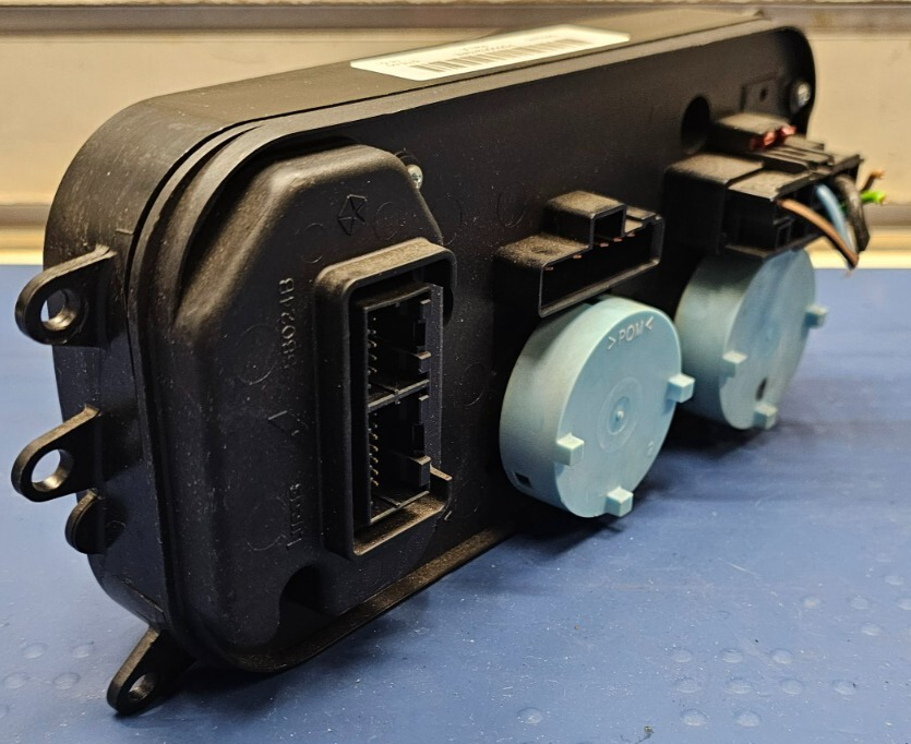 🔥01-03 DODGE DURANGO DASH AC DEFROST HEATER TEMPERATURE CLIMATE CONTROL UNIT