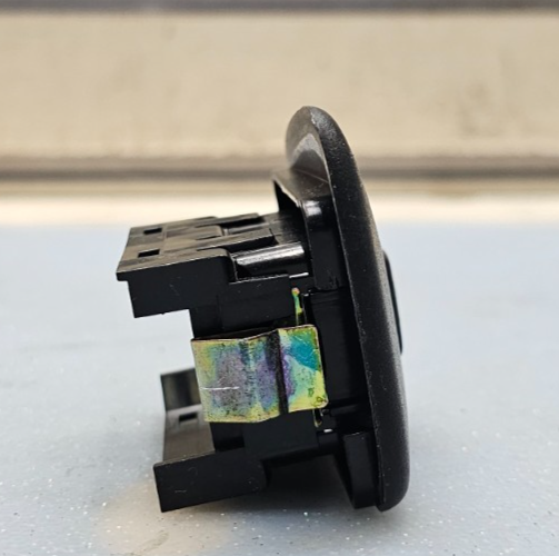03-06 Silverado Tahoe Suburban Yukon Sierra Right Rear Window Door Switch Black