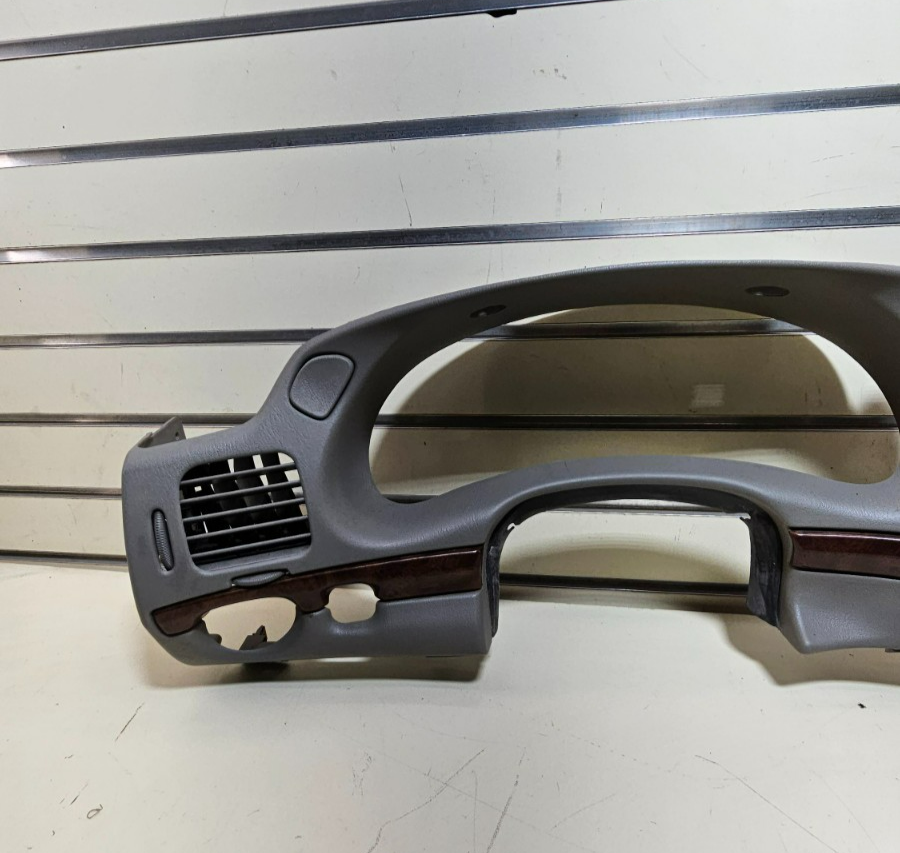 🔥00-05 IMPALA Dash INSTRUMENT Cluster Bezel Radio Speedo Gauge Trim Gray