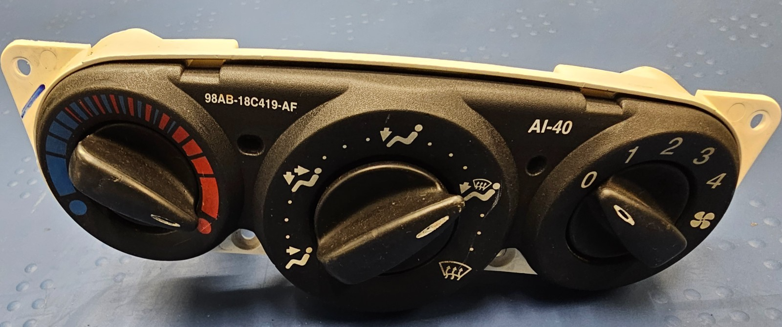 🔥00-07 Ford Focus Climate Control Dash AC A/C Heater Temperature HVAC Panel
