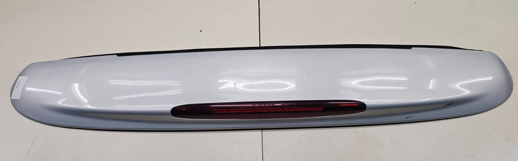 🔥2002-2009 Chevrolet Trailblazer Rear Hatch Spoiler Brake Light WHITE OEM SP2