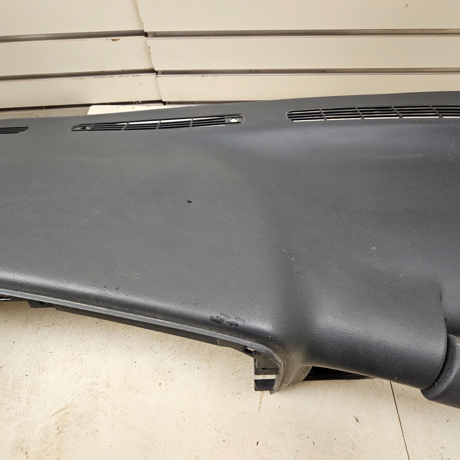 99-06 SILVERADO SIERRA TAHOE Upper Dash Cap Cover Top Dashboard Pad DK GRAY DP1