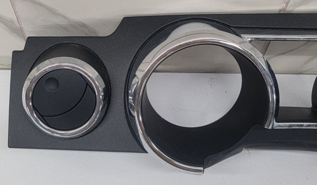 🔥05-09 Mustang Dash Instrument Cluster Bezel Speedometer Trim Chrome/Black C32