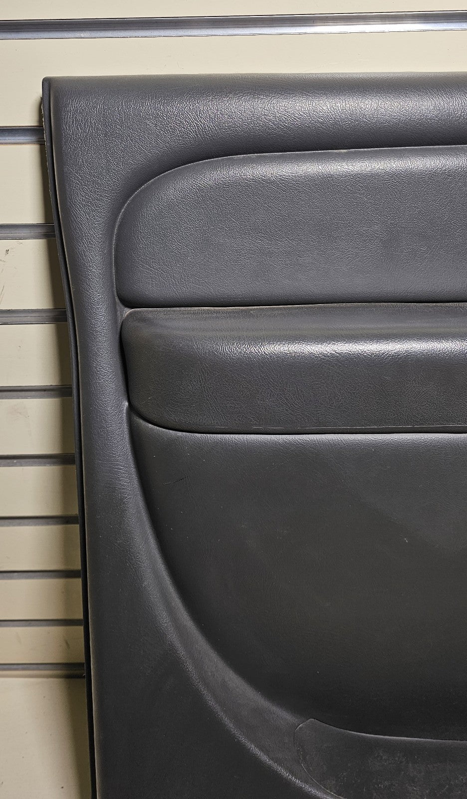 99-06 Chevy Silverado SIERRA Door Trim Panel Front LEFT Driver DK GRAY manual D3