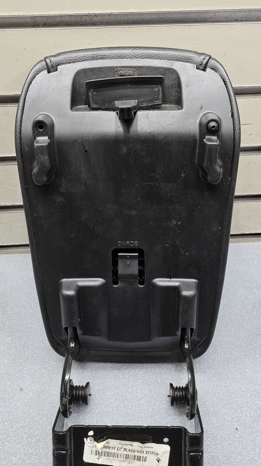 🔥13-16 FORD FUSION CENTER CONSOLE LID ARMREST BLACK LEATHER  OEM