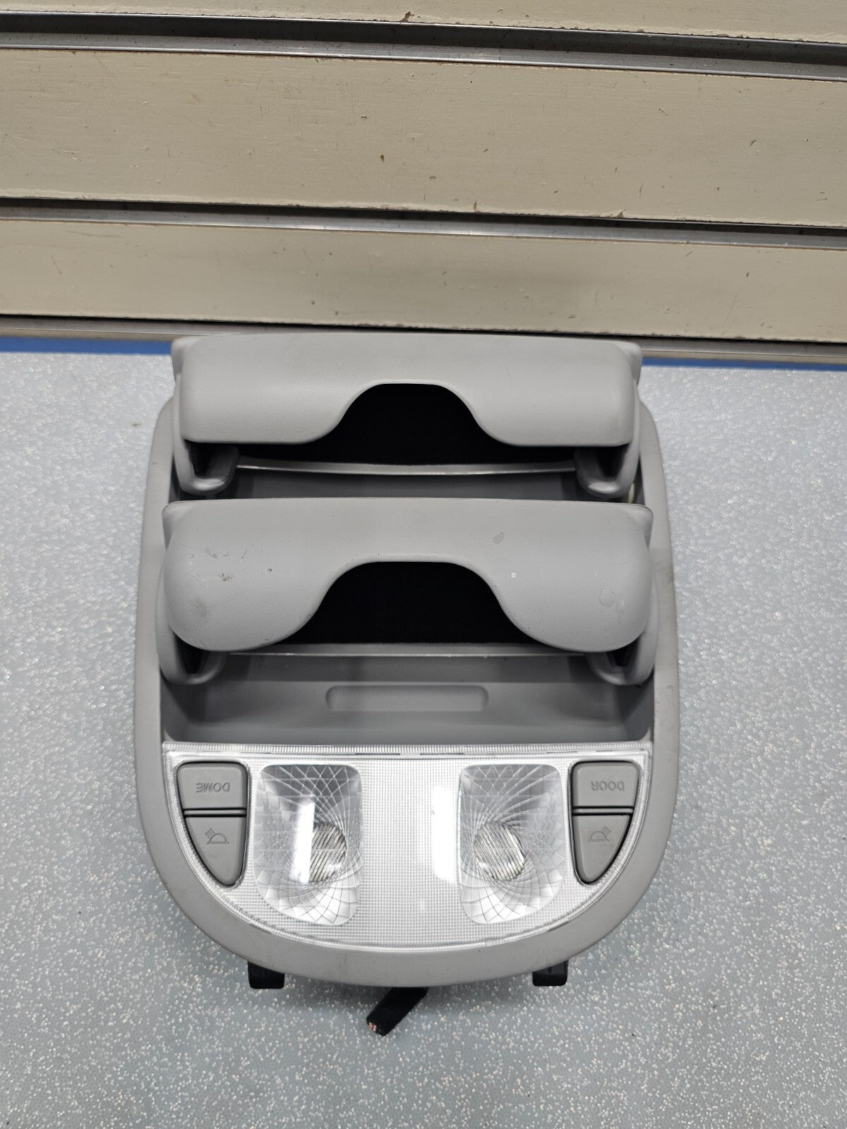 07-12 HYUNDAI SANTA FE FRONT OVER HEAD CONSOLE MAP LIGHT LAMP W/O SUN ROOF DOME