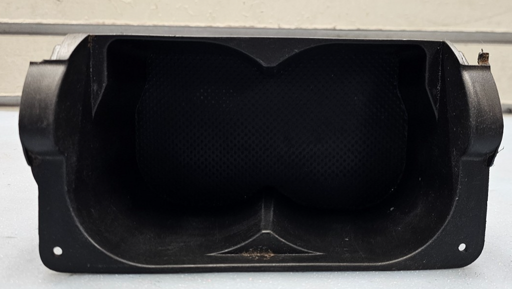 🔥02-06 CAMRY Center Console CUP DRINK HOLDER Assembly Driver Separator Black