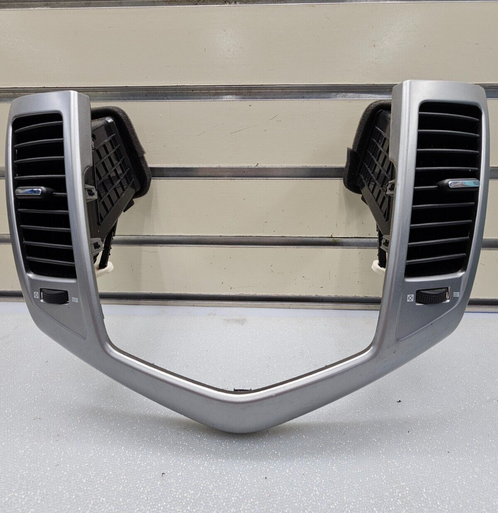 🔥2011 - 2015 Chevrolet Cruze Center Dash Air Vent Bezel trim silver