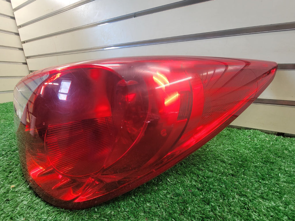 🔥11-14 Hyundai Sonata Right Passenger Tail Light Assembly Lamp Chrome Outer OEM