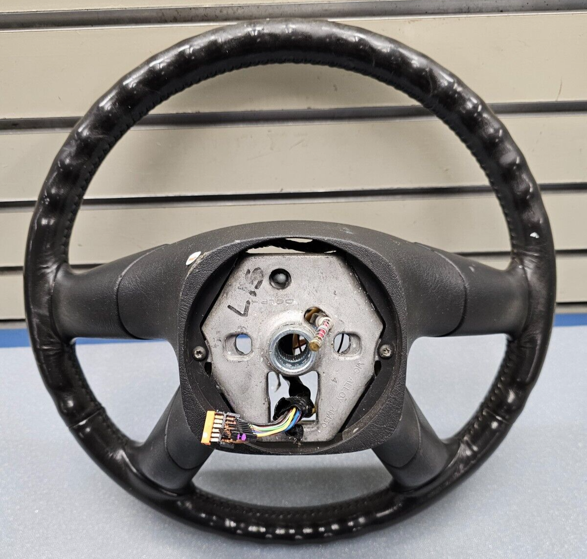 🔥03-06 Chevy Tahoe Yukon Escalade Left Driver Steering Wheel Column Cover BLACK