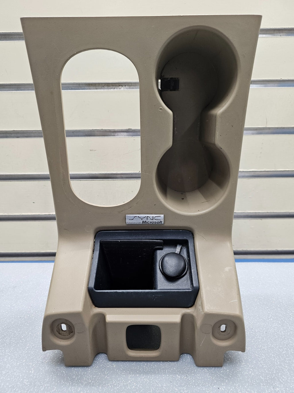 🔥06-08 Explorer Nountaineer Shift Floor Trim Bezel Cup Drink holder Storage Tan