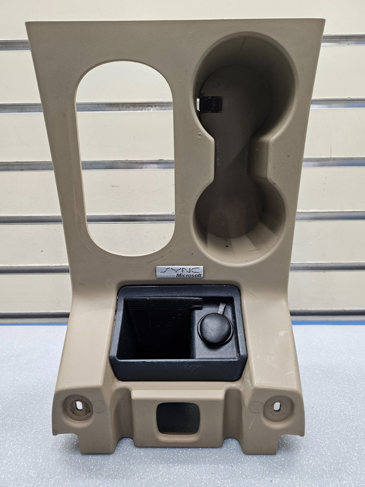 🔥06-08 Explorer Nountaineer Shift Floor Trim Bezel Cup Drink holder Storage Tan