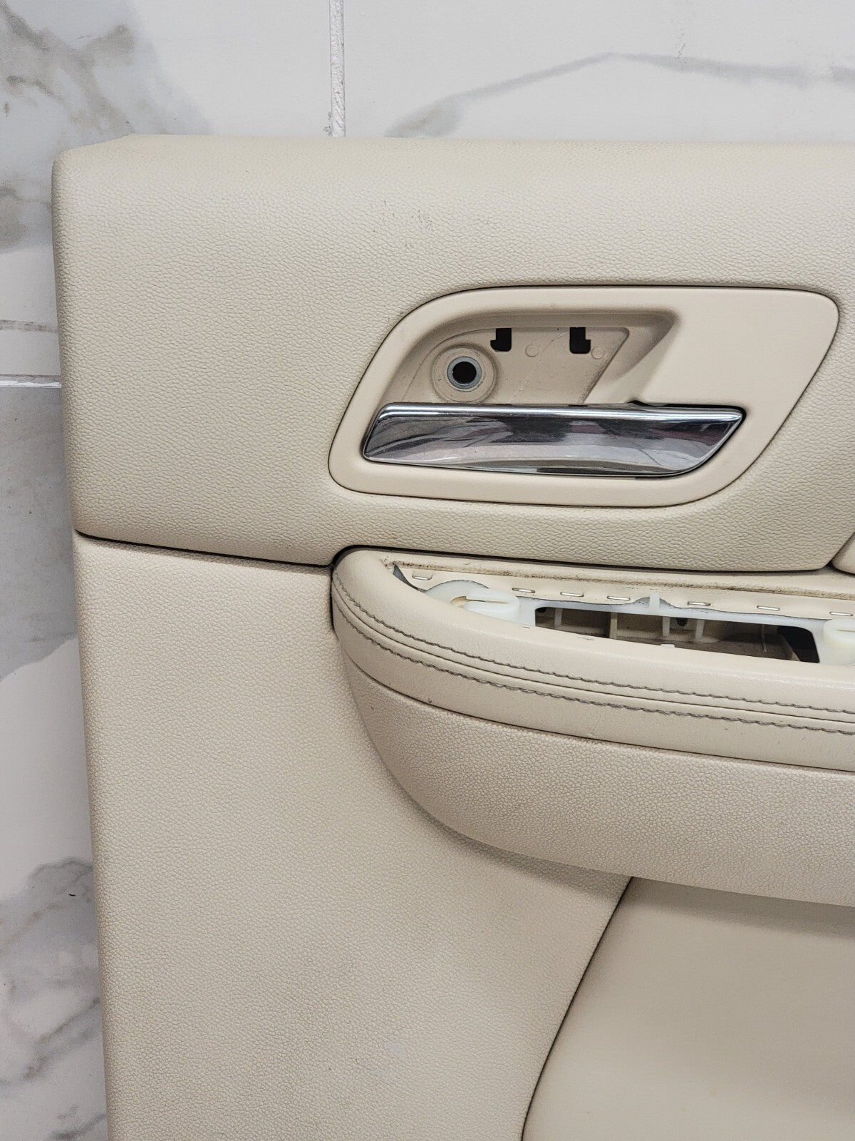 🔥07-13 CHEVY SILVERADO 1500 back PASSENGER INTERIOR DOOR TRIM PANEL Tan D21