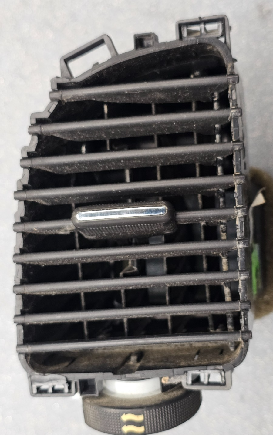 07-13 Silverado SIERRA Dash A/C Heater AIR VENT Front LEFT Driver BLACK VT34