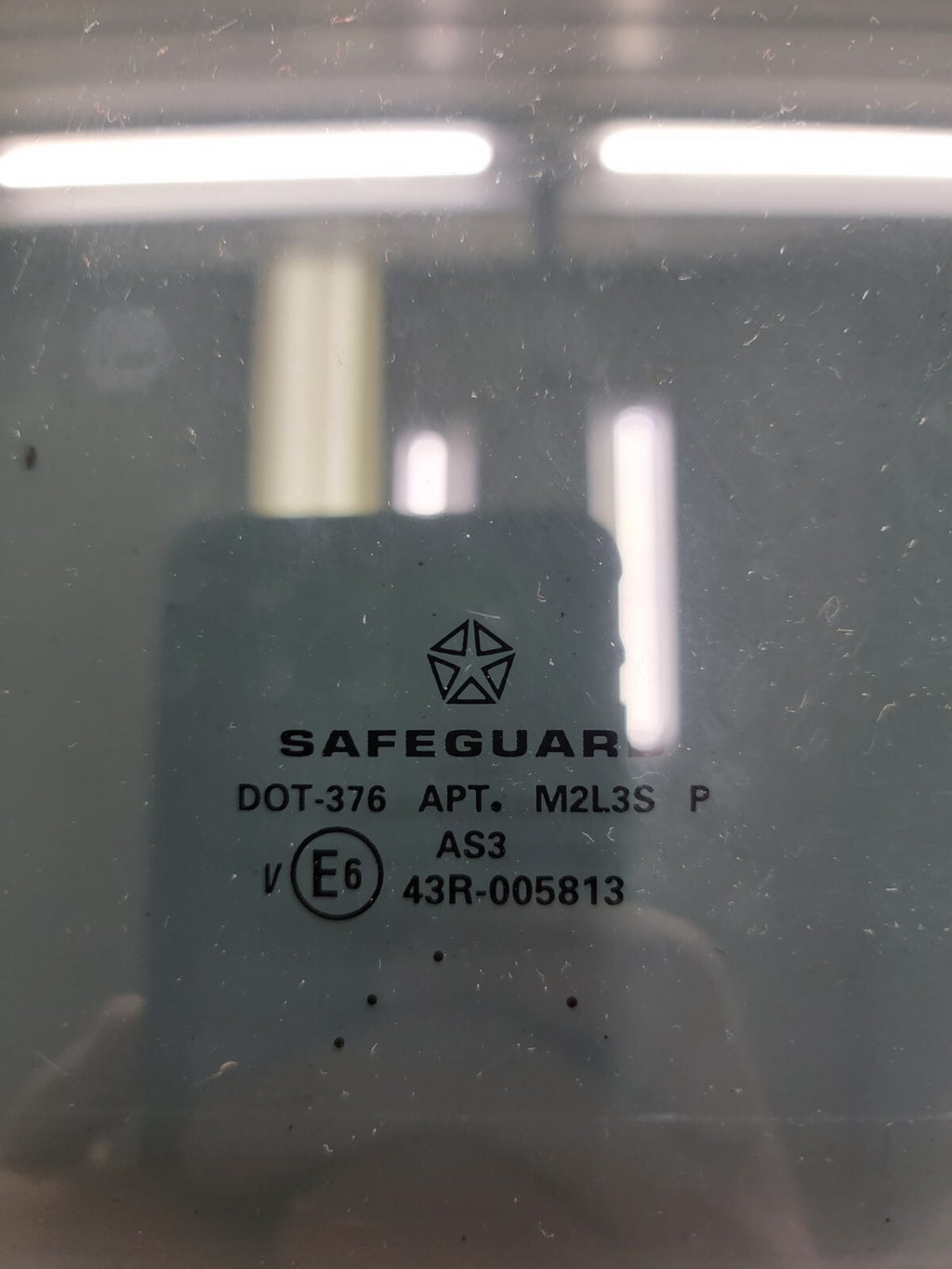 97-04 DODGE DAKOTA SLIDER CENTER SECTION Sliding rear Back Window Glass X4465/DD