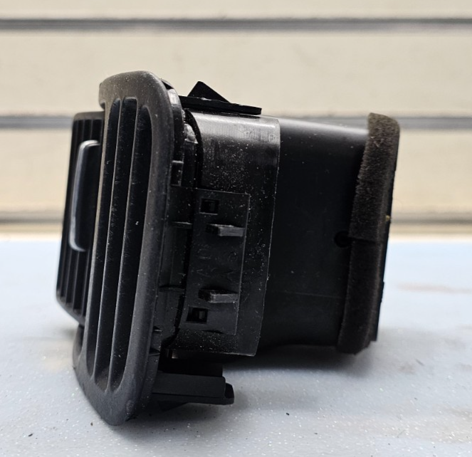 🔥01-05 Honda Civic Dash Center Left Driver Air Vent AC A/C Heater Panel Black
