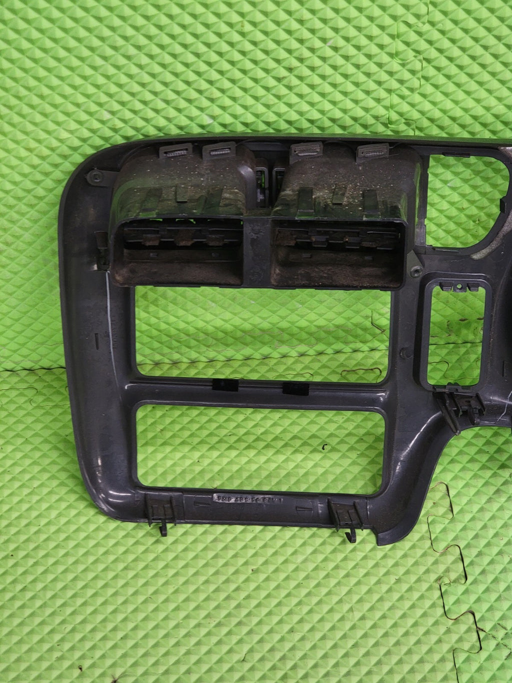 🔥98-04 BLAZER S10 JIMMY SONOMA Cluster Dash Radio Bezel graphite C8