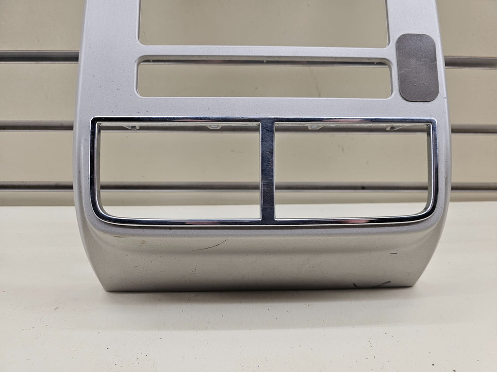 07-10 Lincoln MKX Front Center Dash Radio Climate Control Panel Bezel SILVER OEM