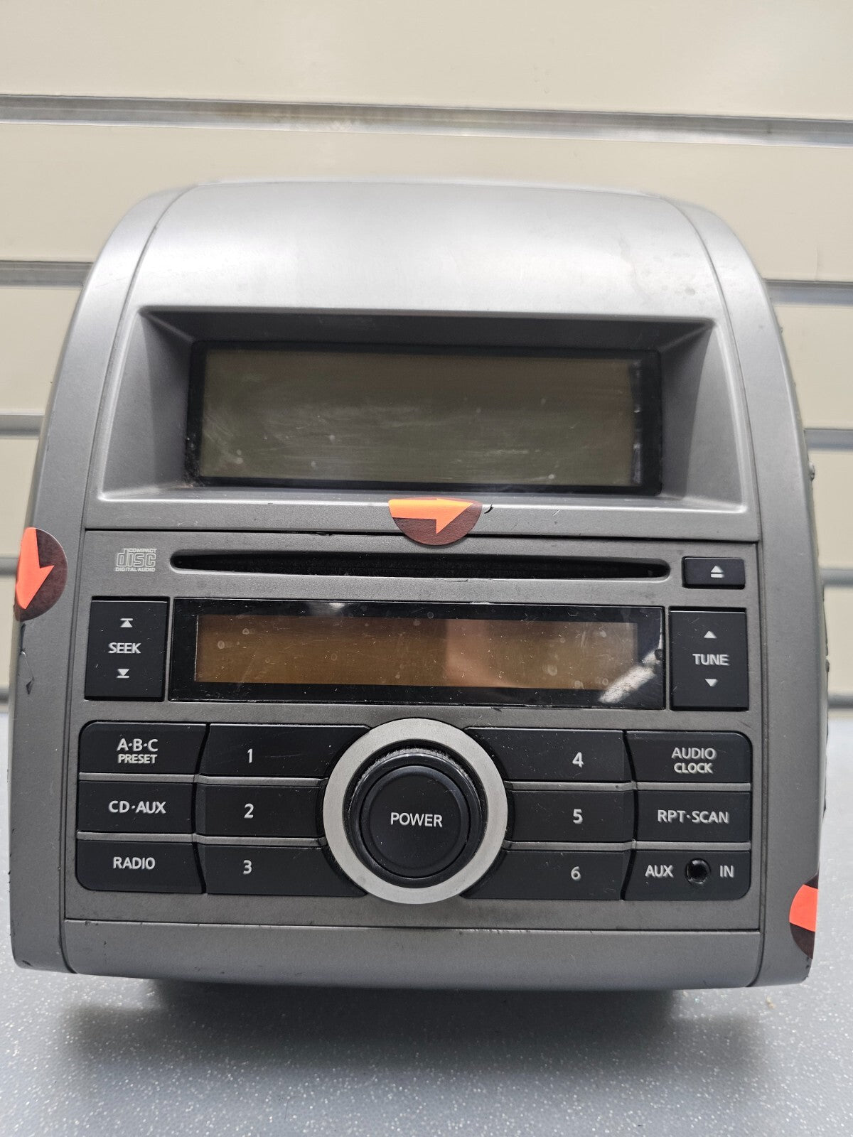 🔥07-10 NISSAN SENTRA DASH CENTER AM FM RADIO STEREO CD CHANGER PLAYER RECEIVER