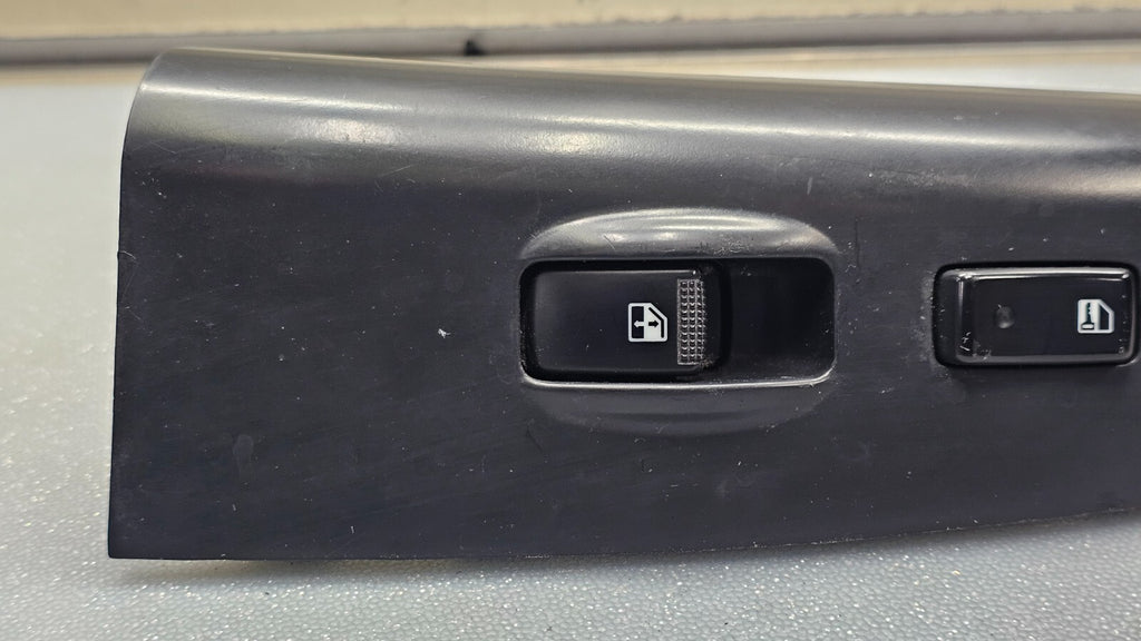 🔥05-10 Kia Sportage Front Right Passenger Window Control Switch Bezel Black OEM