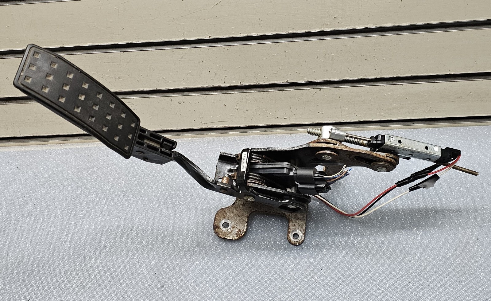 🔥04-09 Cadillac SRX Adjustable Accelerator Electronic Gas Pedal Sensor Assembly