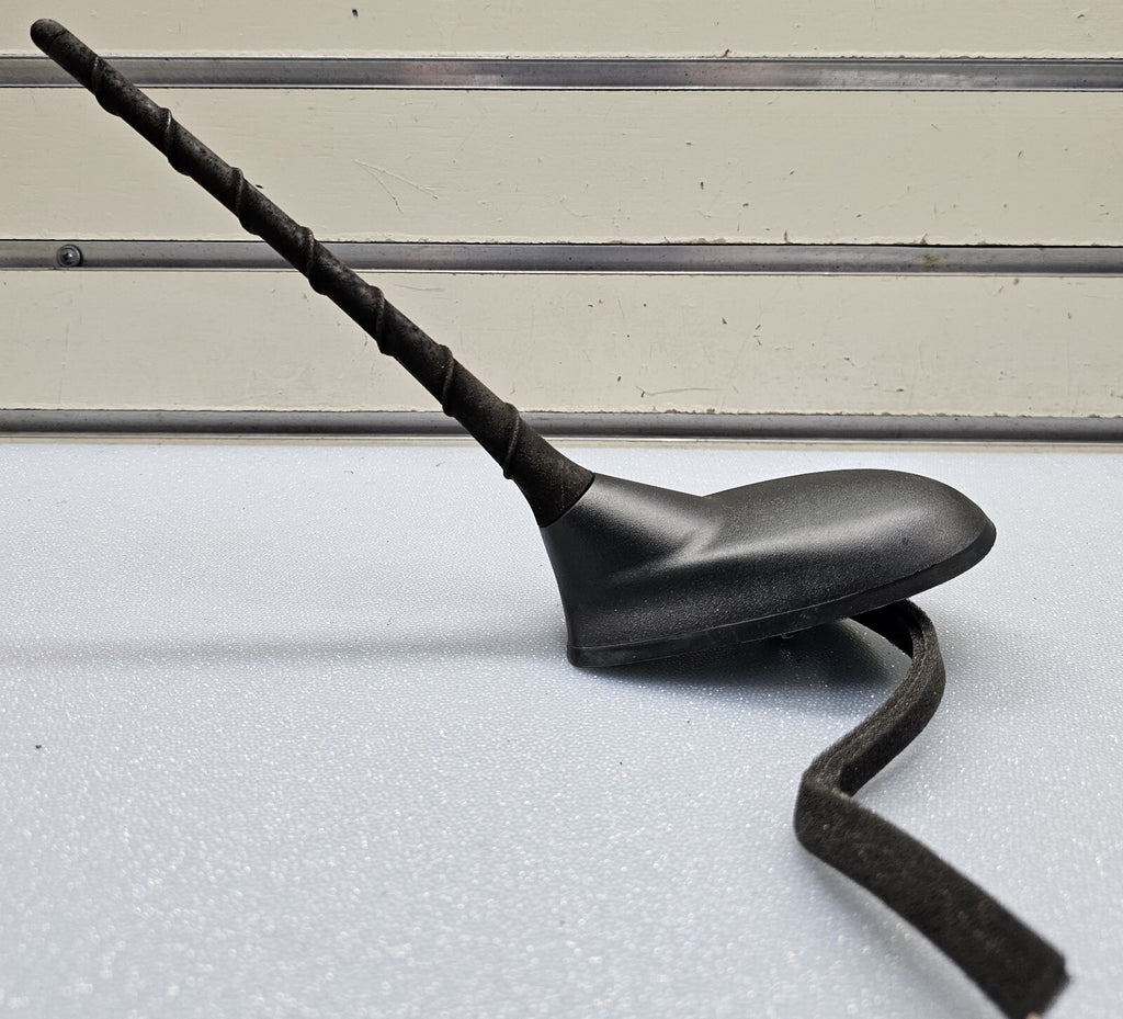 🔥2011-2018 DODGE JOURNEY DART REAR ROOF TOP RADIO ANTENNA MOUNT ASSEMBLY OEM