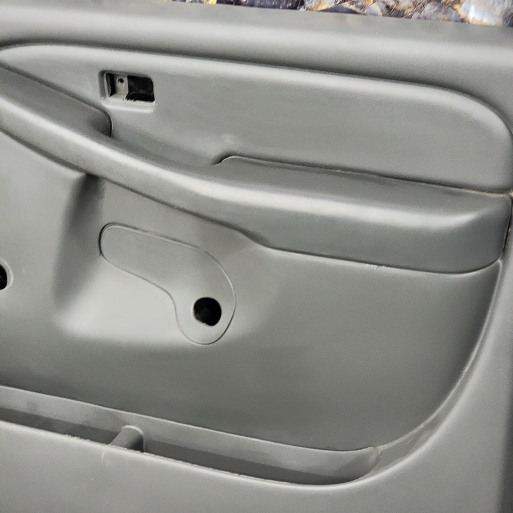 🔥99-06 Silverado SIERRA Door TRIM Panel Front RIGHT Passenger DK GRAY manual D3