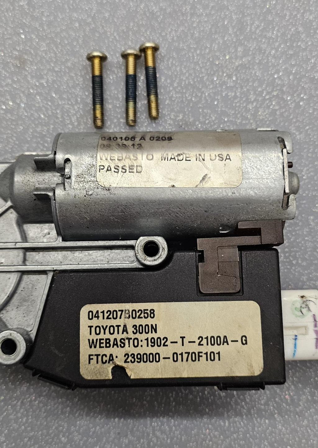 02-06 Toyota Camry Power Sunroof Moonroof Sun Roof Motor Assembly