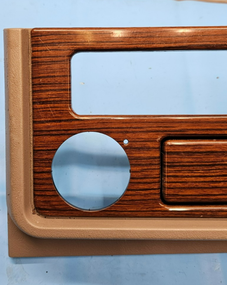 🔥03-06 Cadillac Escalade Center Console Upper Bezel Trim Clock Bezel  Wood OEM