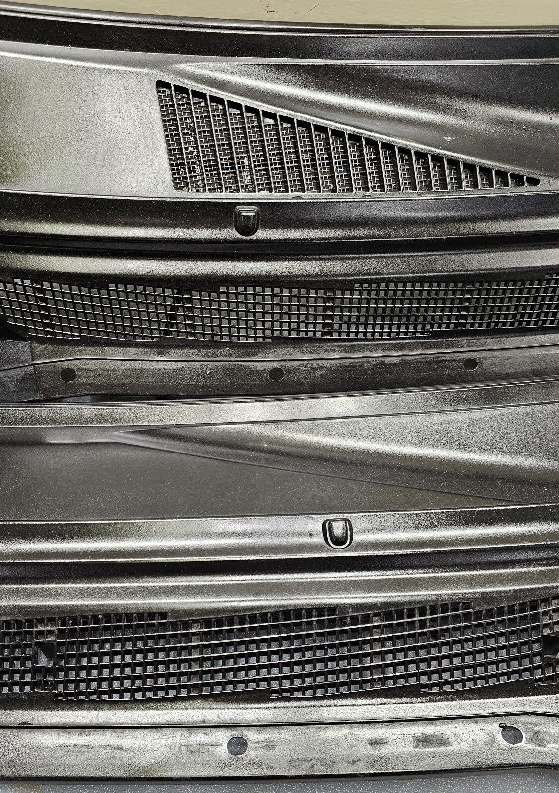 🔥2004-2010 Nissan Titan Armada Windshield Grille Cowl Top Left/Right Cover Set