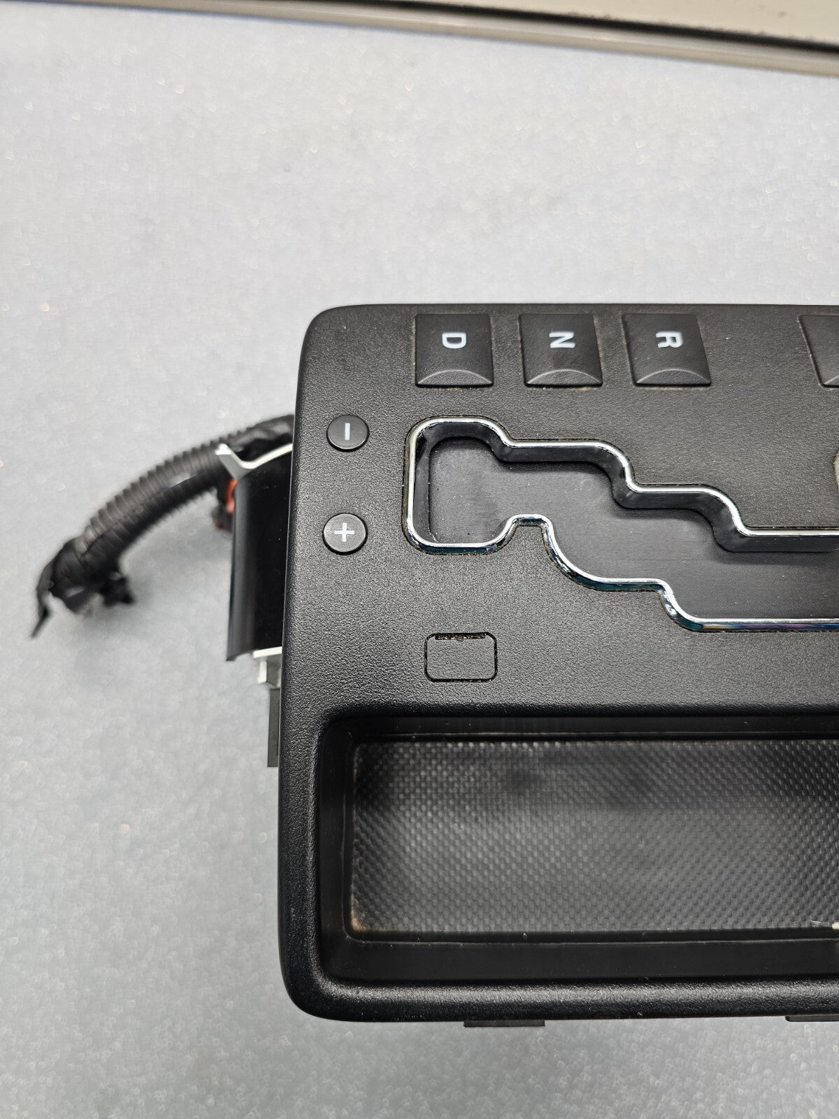 06-10 Jeep Commander Grand Cherokee 2WD Automatic Shifter Assemby/JC