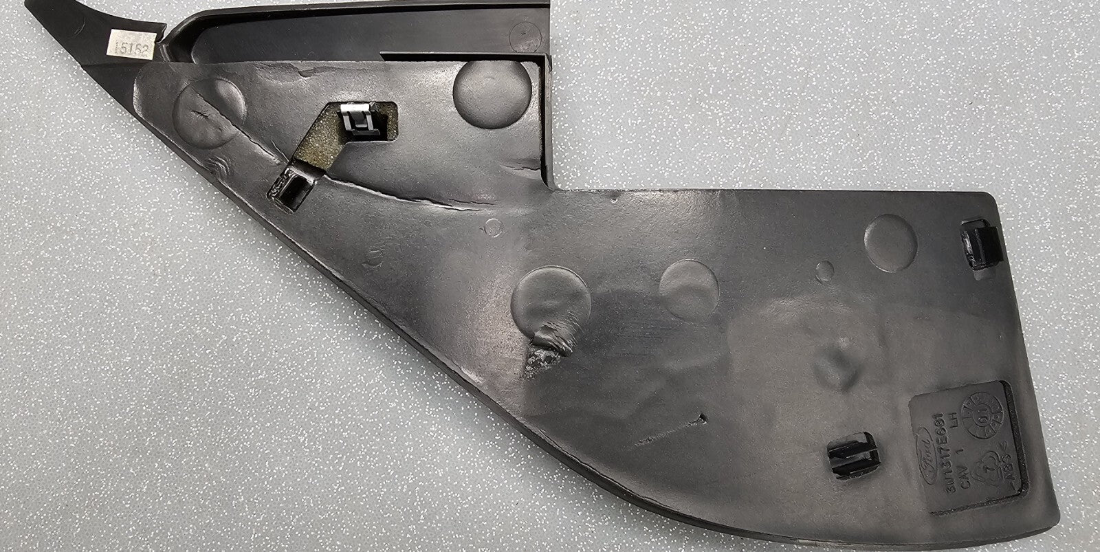 03-11LINCOLN TOWN CAR FRONT DRIVER SIDE DOOR INTERIROR MIRROR COVER PANEL FACTRY