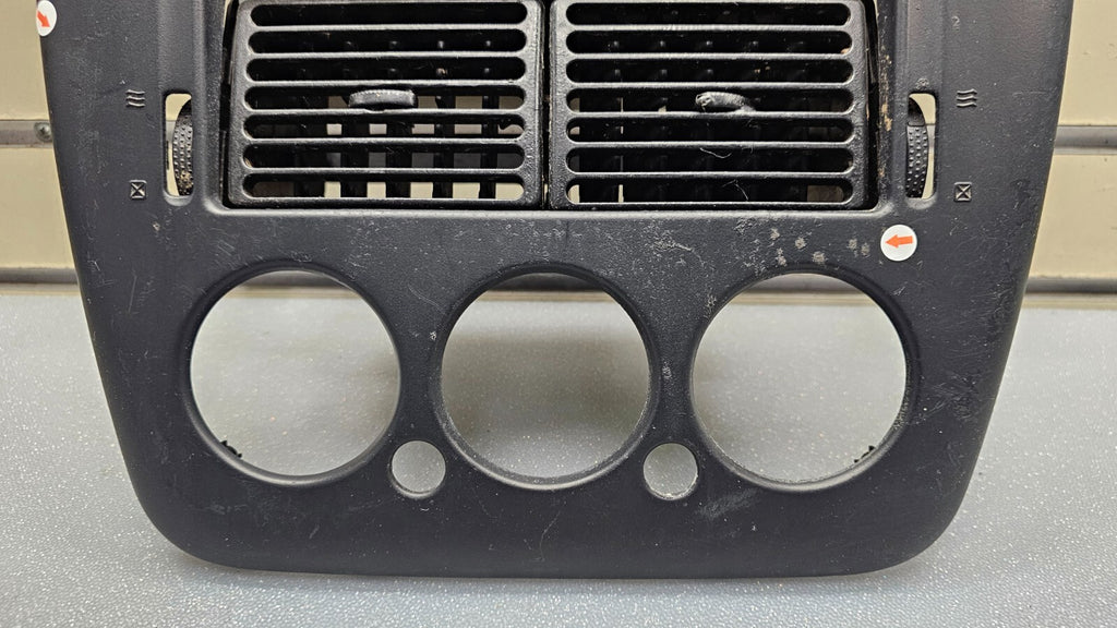 🔥02-05 FORD EXPLORER RADIO AUDIO CLIMATE TEMPERATURE CONTROL BEZEL TRIM BLACK