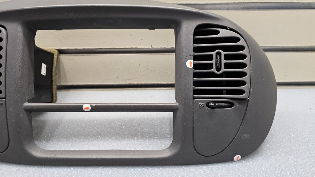 🔥97-03 Ford F150 Center Dash Radio Climate BEZEL Trim Panel Line Dark Gray B1