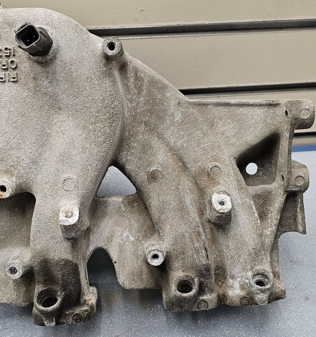 91-06 Jeep Cherokee Wrangler TJ 4.0 High Output Plenum Bare Intake Manifold OEM