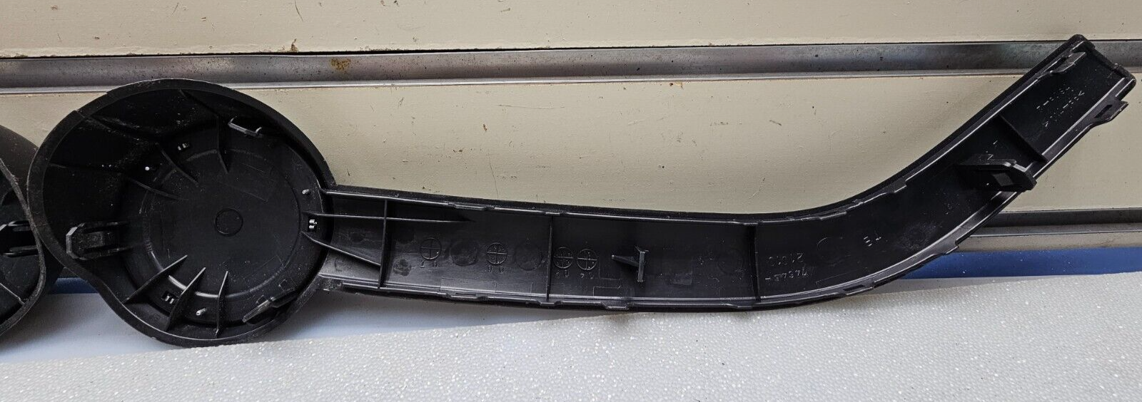 05-10 SCION TC RIGHT LEFT FRONT DOOR PANEL PULL HANDLE Grip COVER TRIM CAP BLACK