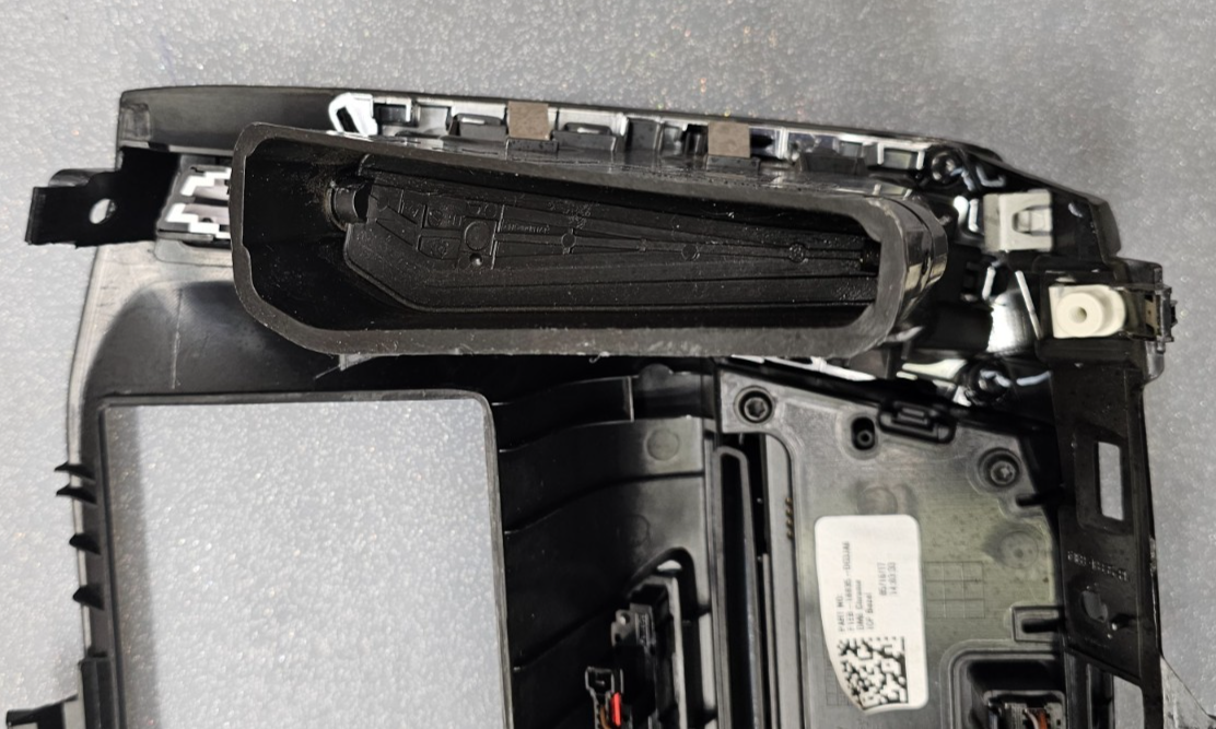 🔥15-17 Ford Focus SE Dash Trim Panel Radio Player Climate Control Bezel Black
