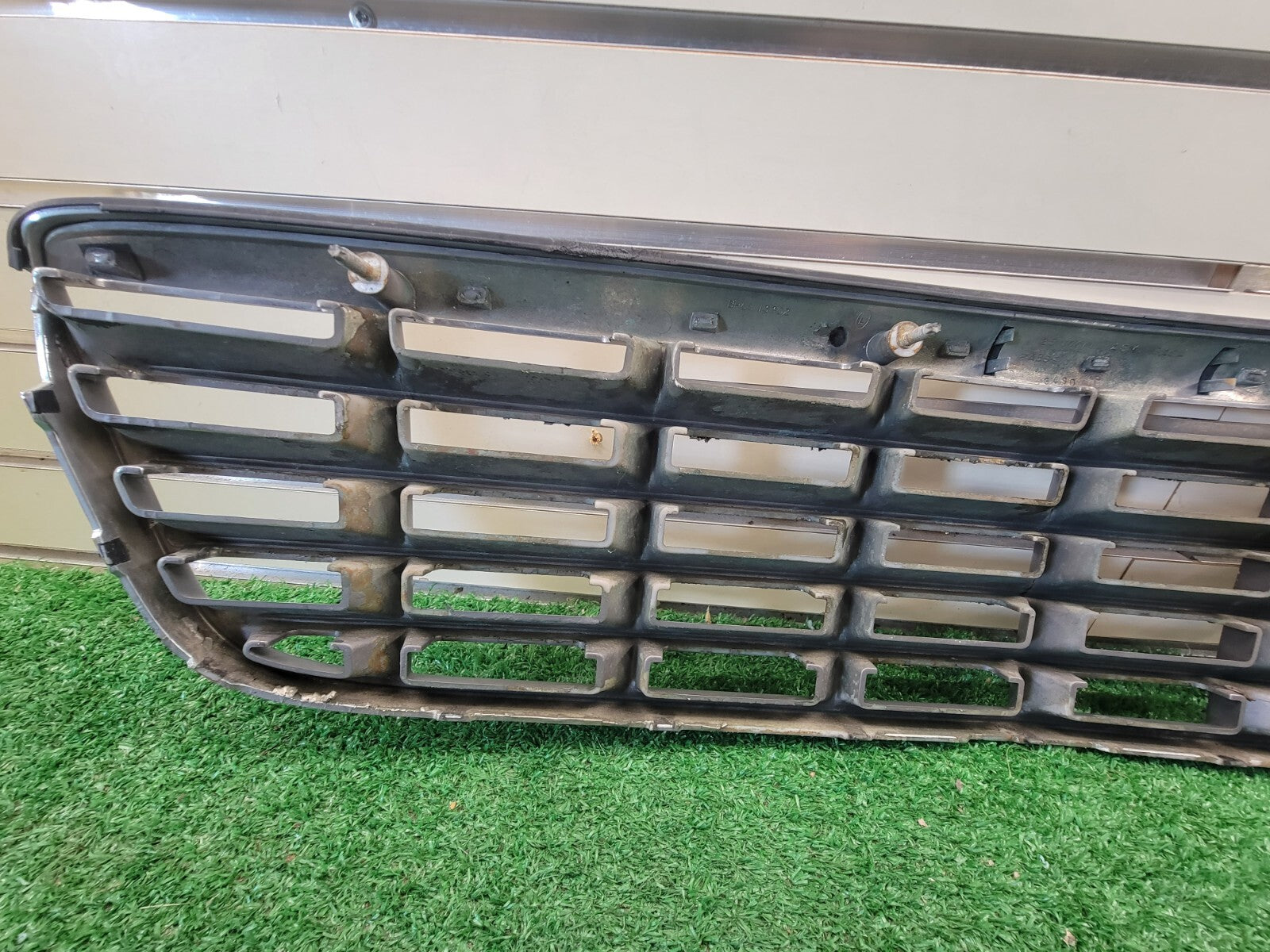 🔥00-05 Cadillac Deville Top Front Upper Grille Assembly Chrome Panel Genuine