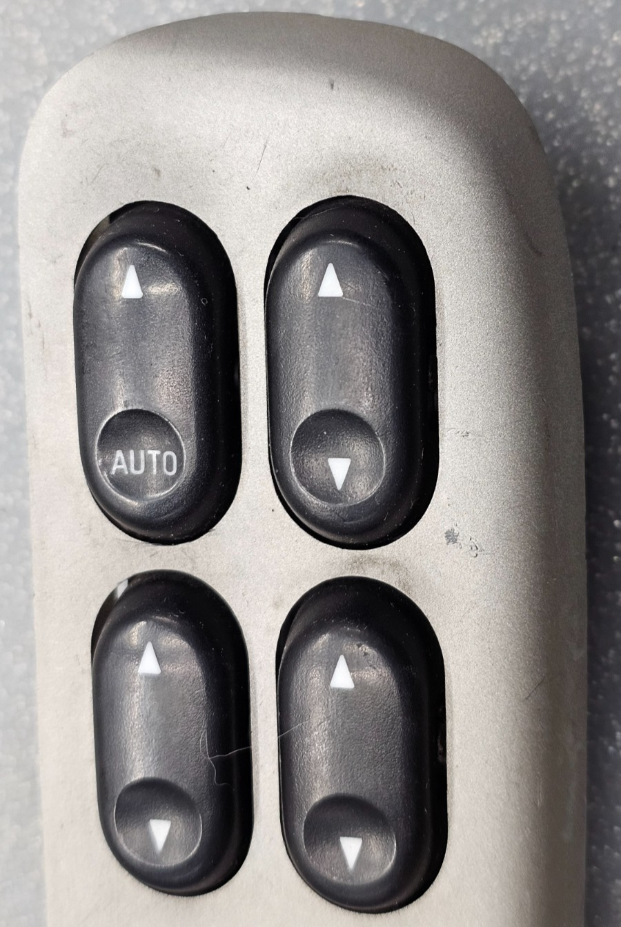 01-07 Escape Mariner Tribute Front Left Driver Master Door Window Switch LT Tan