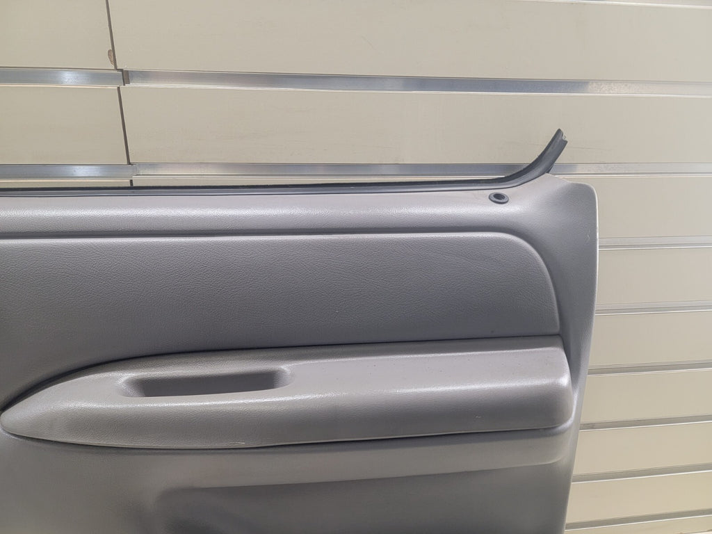 92-96 Ford F150 F250 BRONCO Door Panel Front right passenger 1/2 manual gray D18