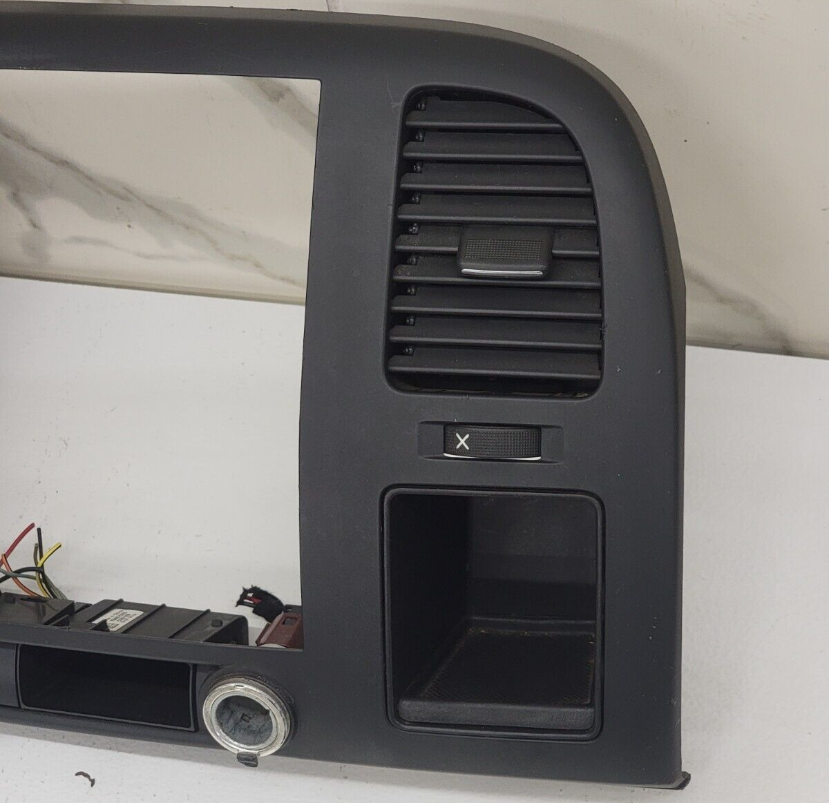 🔥2007-2014 Chevy Silverado SIERRA Center Dash Radio Bezel Climate Trim BLACK