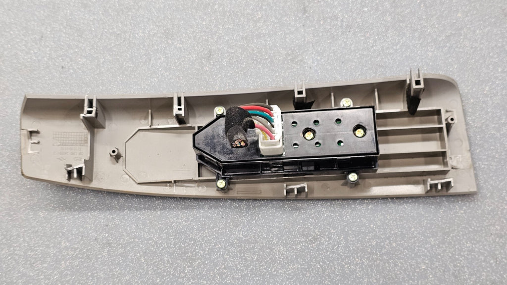 🔥09-12 Hyundai Santa Fe Front Right Passenger Window Control Switch Gray OEM
