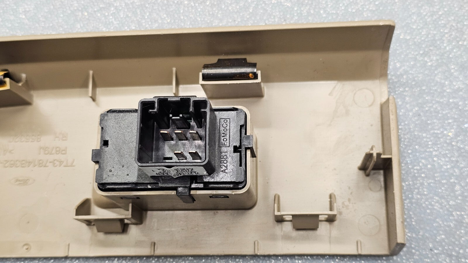 🔥07-10 FORD EDGE RIGHT PASSENGER FRONT DOOR WINDOW SWITCH TAN OEM
