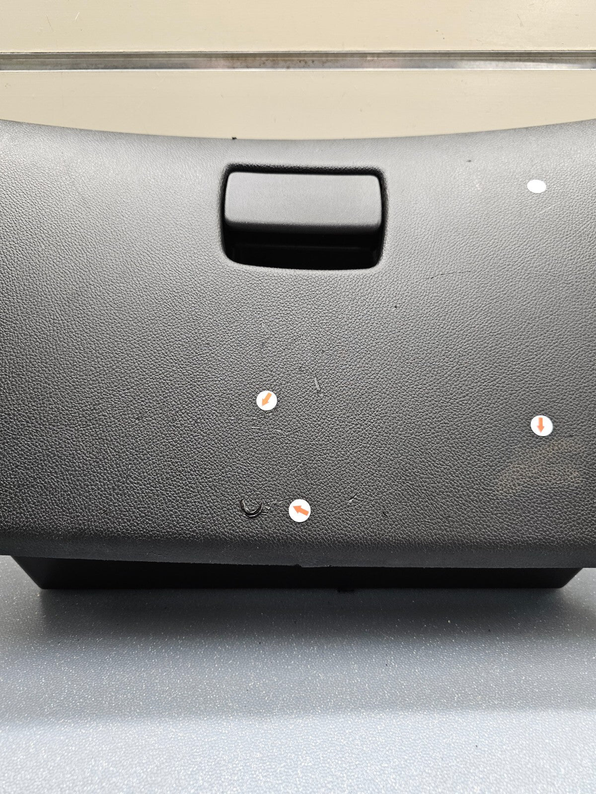 🔥03-08 MATRIX COROLLA DASH GLOVE BOX STORAGE COMPARTMENT LID ASSEMBLY BLACK OEM