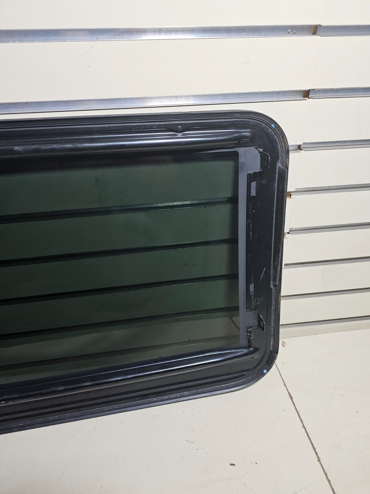 🔥2006-2012 Toyota Rav4 Sun Roof Window Glass Motorized Retractible OEM