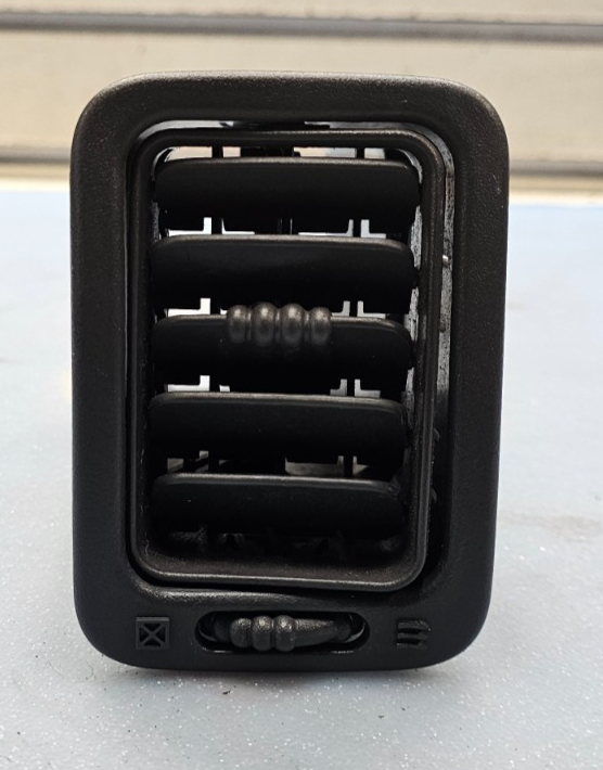 🔥99-06 Silverado Tahoe Dash Right Passenger Air Vent A/C AC HVAC Heater Black