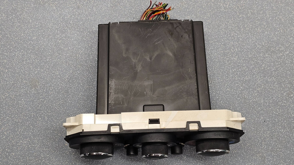 🔥04-08 MITSUBISHI Galant Dash A/C Climate Heater Temperature Control Panel UNIT