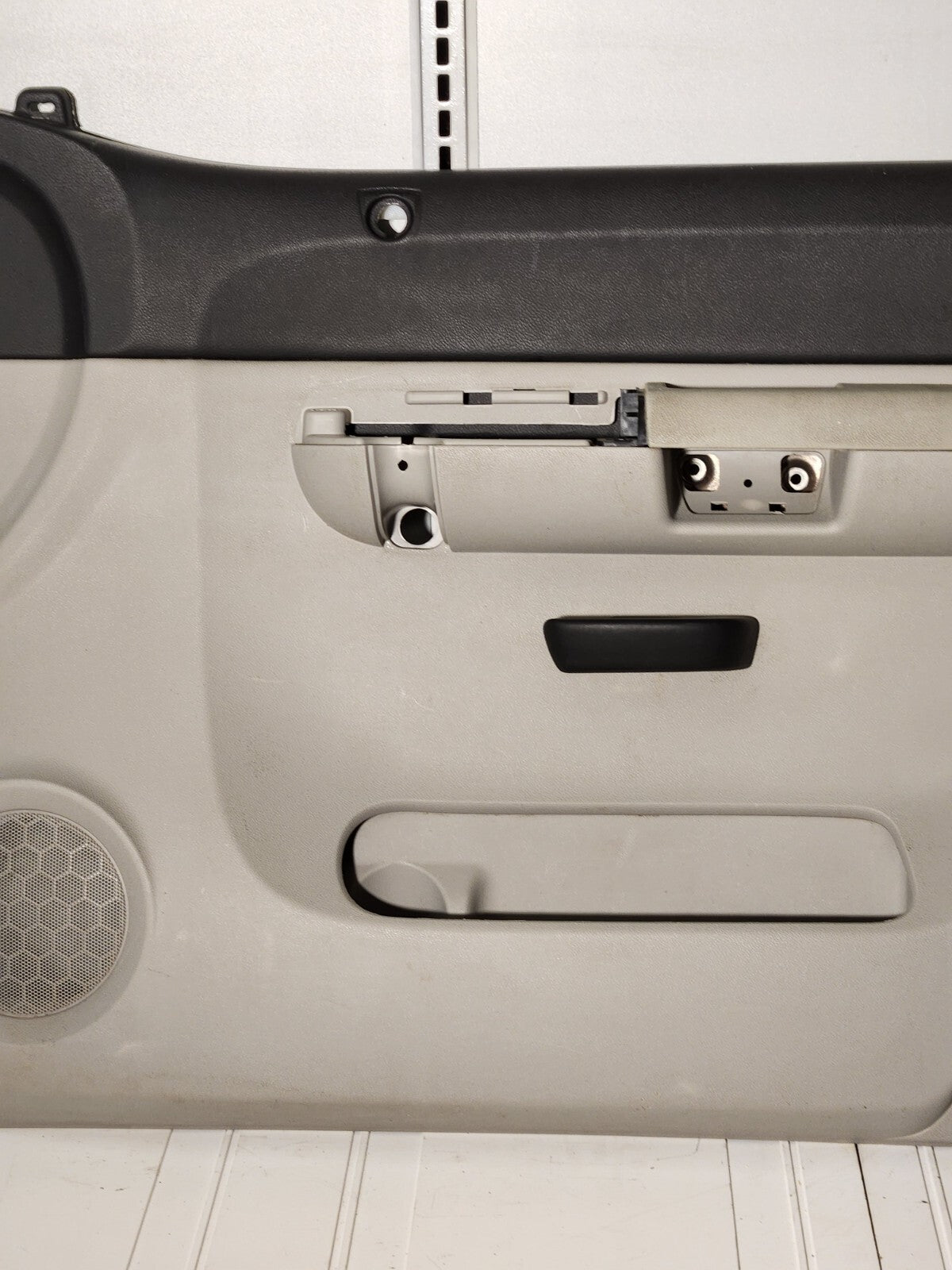 🔥07-09 CHEVY SILVERADO 1500 FRONT INTERIOR DOOR TRIM PANELS RIGHT Tan brown D19